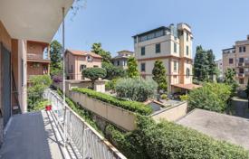 Квартира в Риме, Италия за $598 000