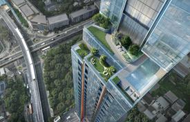 Высотный жилой комплекс с лофт-апартаментами рядом с метро, в деловом районе Бангкока, Таиланд за От $249 000