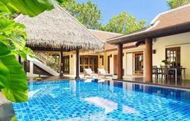 Одноэтажная вилла с бассейном и садом, Пхукет, Таиланд за 1 147 000 €