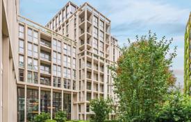 Четырехкомнатные апартаменты в элитной резиденции с бассейном и бизнес-центром, в самом центре Вестминстера, Лондон, Великобритания за 2 626 000 €