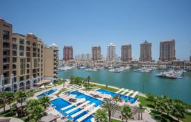 Резиденция на берегу моря с отелем и бассейнами, Доха, Катар за От $807 000