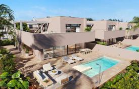 Двухэтажная новая вилла с бассейном и гаражом в городе Мурсия, Испания за 1 290 000 €