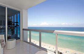 Меблированные двуспальные апартаменты с панорамным видом на океан в Майами-Бич, Флорида, США за 1 149 000 €
