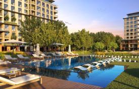 Новая резиденция с бассейнами и зелеными зонами рядом с развитой инфраструктурой, в одном из старейших и крупнейших районов Стамбула, Турция за От $642 000