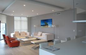 Меблированная дизайнерская квартира на первой линии от океана в Авентуре, Флорида, США за 1 665 000 €