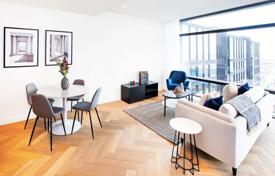 Двухкомнатные апартаменты в новой резиденции с бассейном, в самом центре Лондонского Сити, Великобритания за 1 303 000 €