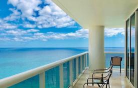 Трёхкомнатная квартира с видом на океан в резиденции на первой линии от пляжа, Халландейл Бич, Флорида, США за $721 000