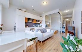 Квартира на Сен-Клер-авеню Запад, Олд Торонто, Торонто,  Онтарио,   Канада за C$756 000